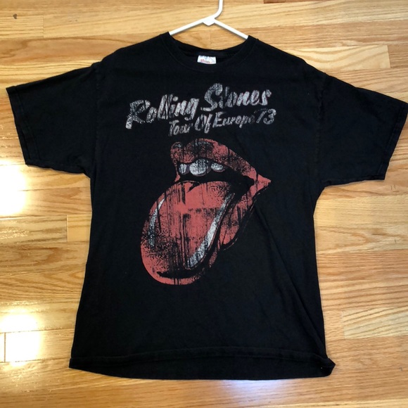Hanes Tops - Rolling Stones Tee ⚫️